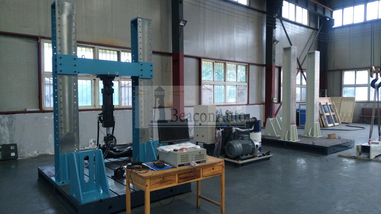 汽車配件三角臂反復加載疲勞試驗機